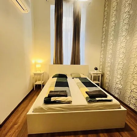 Budapest Grand 3br Апартаменты *