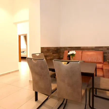 Budapest Grand 3br *