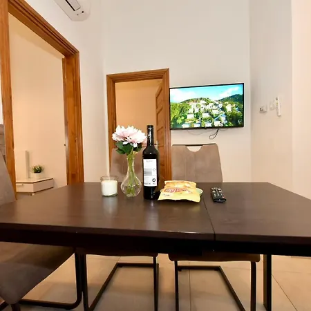 Budapest Grand 3br * Pusztavacs