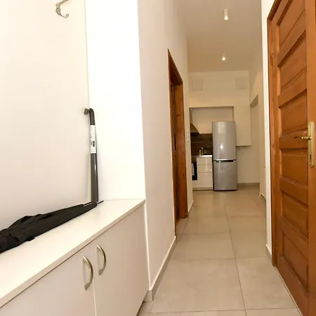 Budapest Grand 3br * Pusztavacs