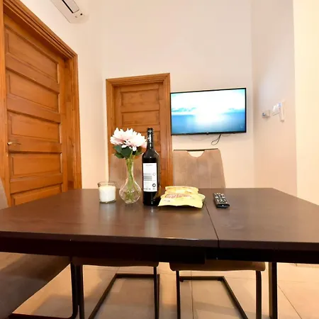 Budapest Grand 3br *