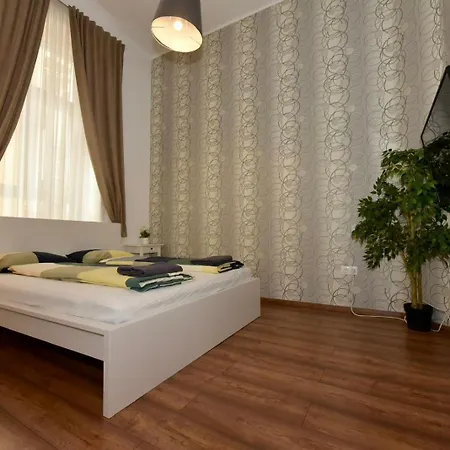 Budapest Grand 3br * Pusztavacs