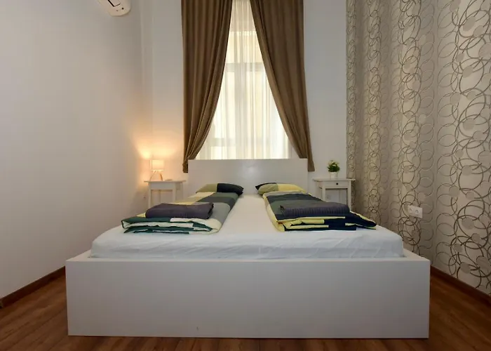 Budapest Grand 3br Апартаменты