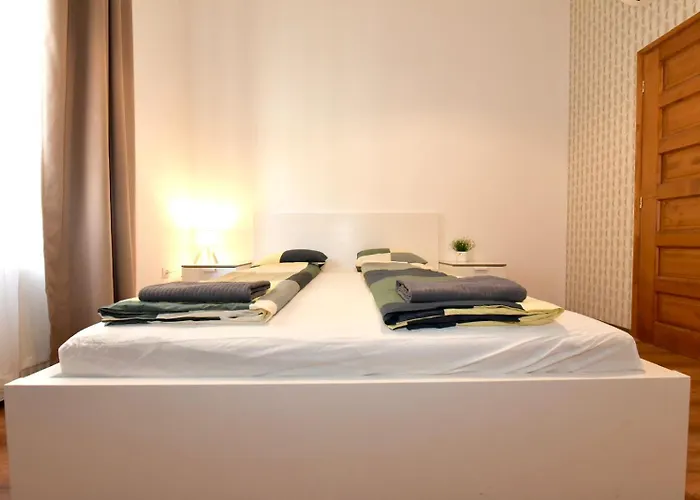 Budapest Grand 3br Апартаменты Pusztavacs