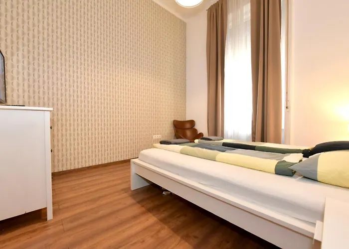 Budapest Grand 3br Pusztavacs