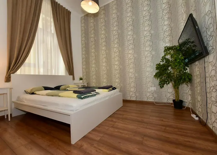 Апартаменты Budapest Grand 3br *