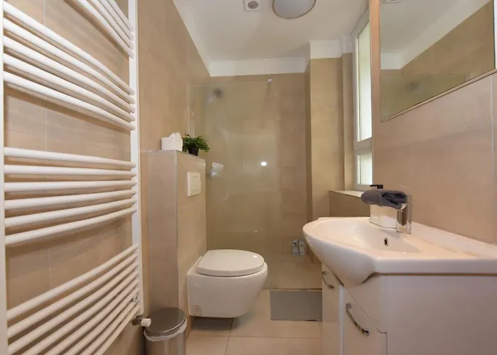 Budapest Grand 3br * Pusztavacs