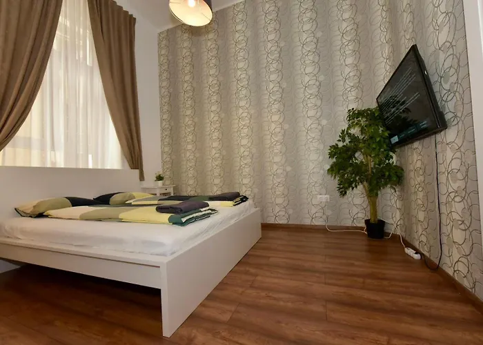 Budapest Grand 3br Апартаменты *