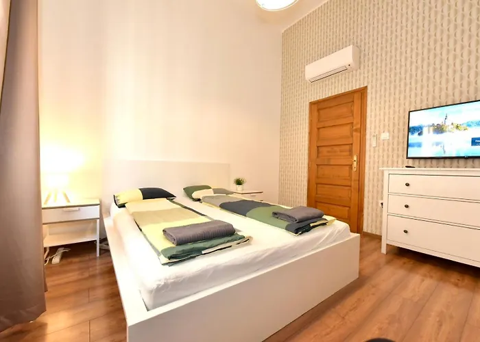 Budapest Grand 3br Pusztavacs
